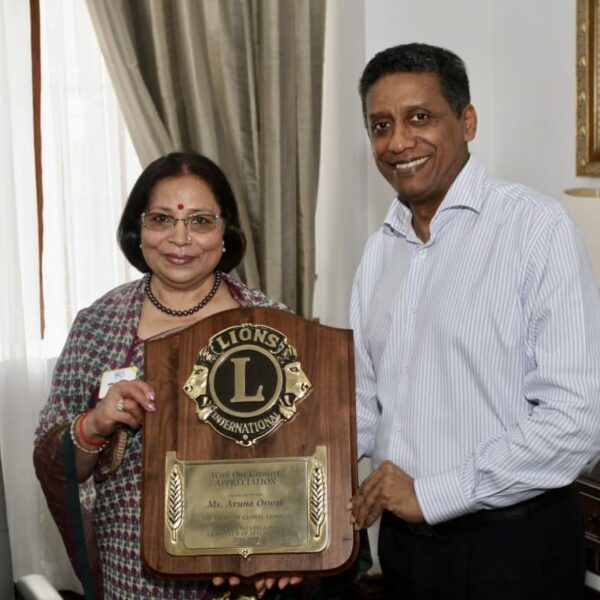 Dr Oswal with Former Seychelles President Danny Faure
