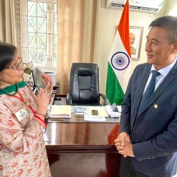 Dr Oswal with High Commissioner India In Jamaica