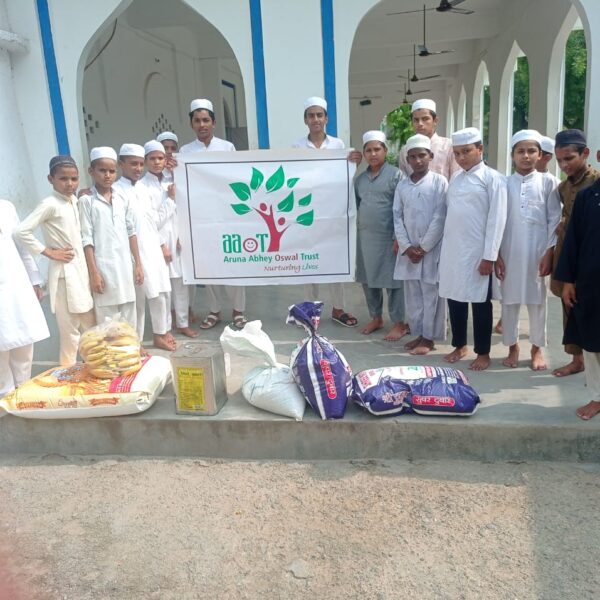Donated Grocery items to Jamia Tus Swalihat Delhi Trust and Mother Teresa Home