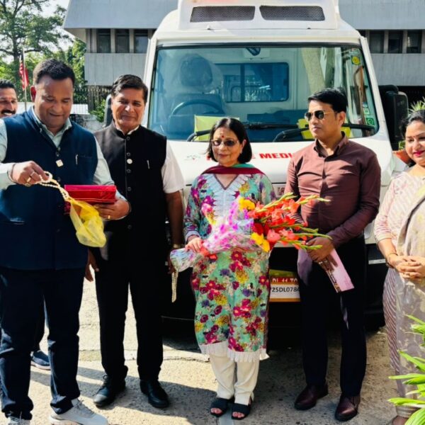 Inauguration of the Mobile Medical Van donated by Dr. Aruna Abhey Oswal to Lions Club, Jaora, Dist. Ratlam, MP on 18th August 2025