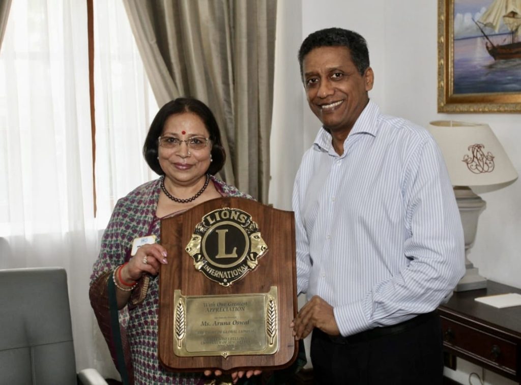 Dr Oswal with Former Seychelles President Danny Faure